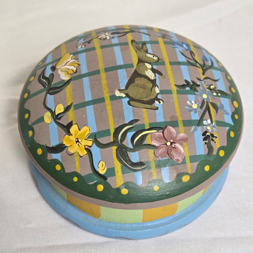 The Home Collection Hand-Painted‎ Trinket Box Bunny Rabbit Flowers 1997 Vintage